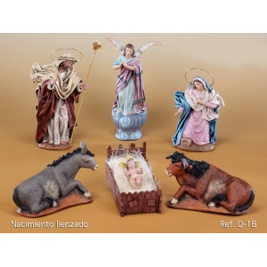 Nacimiento de barro y tela lienzado 21cm
