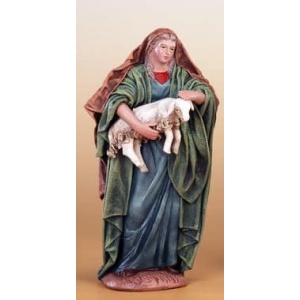 Pastora con oveja en brazos en barro lienzado