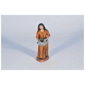 Pastora con queso y delantal en barro lienzado