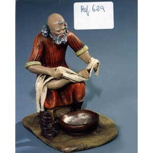 Pastor lavándose los pies en barro lienzado 14cm