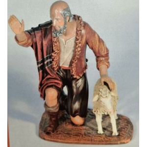 Pastor arrodillado con cordero en barro lienzado 30cm