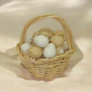 Cesto de huevos pequeño para el belén